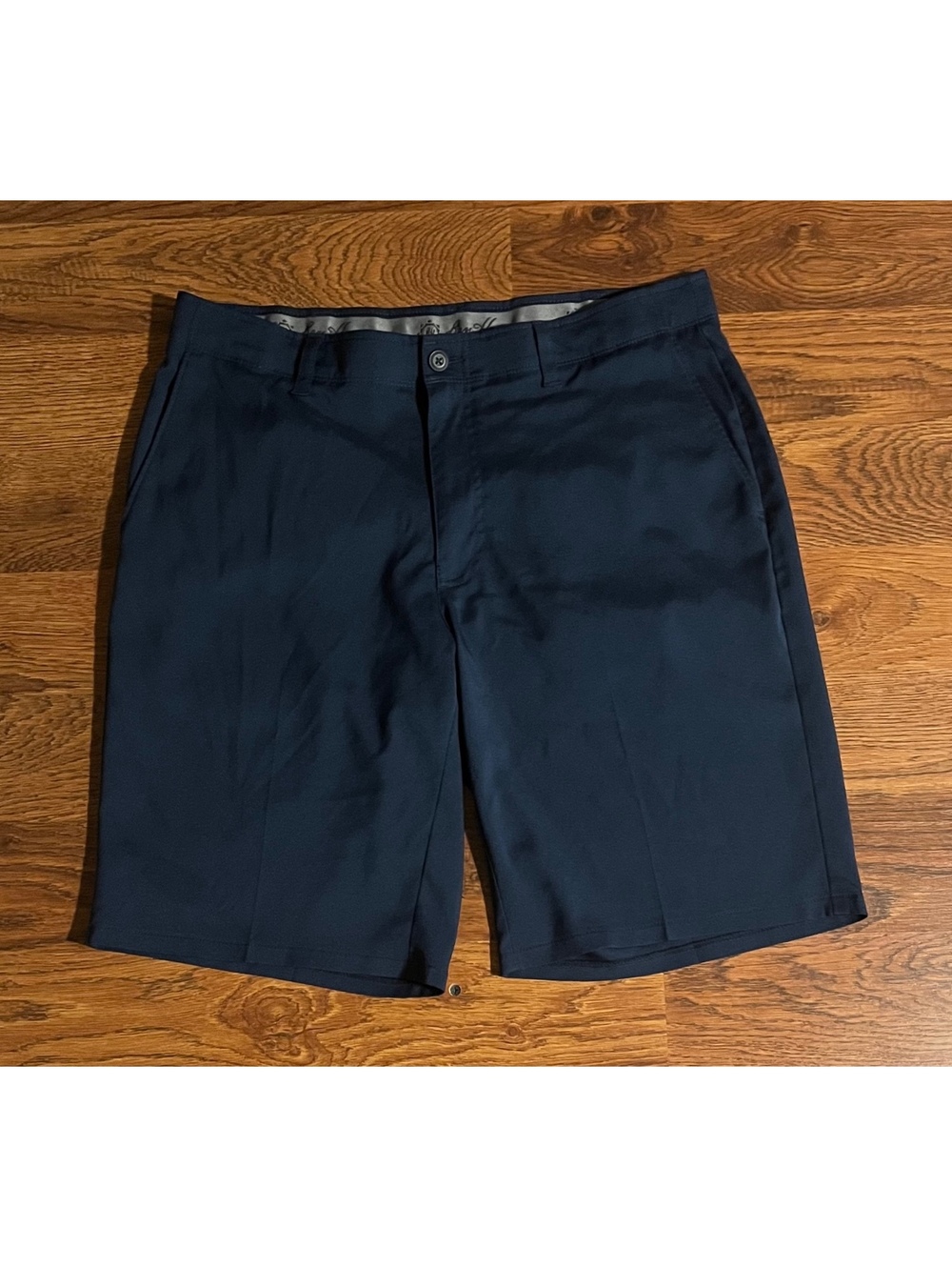 Ben Hogan Navy Blue Bermuda Shorts Size 34